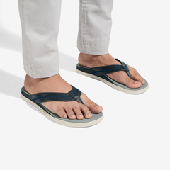 OluKai Men|New Arrivals | Shoreline - Rock / Pale Grey