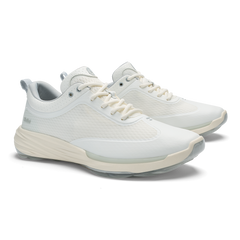 OluKai Men | Mākena WP - White / White