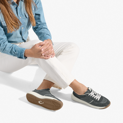 OluKai Women | Kaulele Mesh - Lava Rock / Rock | Olukai