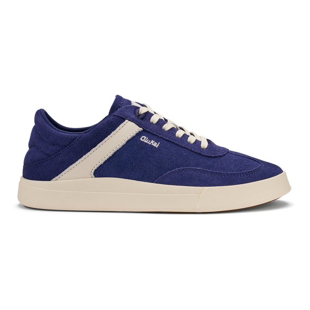 OluKai Women | Hā‘upu Women’s Leather Sneakers - Navy / Off White