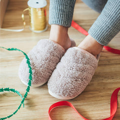 OluKai Women | Pūpū Mua Women’s Shearling Mule Slipper - Pink Sea Salt