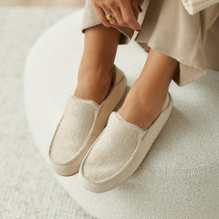 OluKai Women | Nohea Slipper - Kapa Stripe / Puka