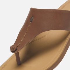 OluKai Women|New Arrivals | Hoʻopio Mele - Toffee / Warm Sand