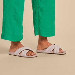 OluKai Women | Hila Women’s Beach Slide Sandals - Cloudy