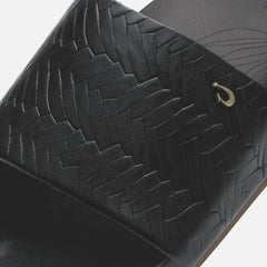 OluKai Women|New Arrivals | Kipeʻa Pono - Black / Weave