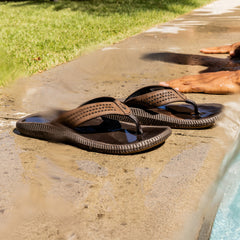 OluKai New Arrivals | Ulele - Dark Java / Dark Java