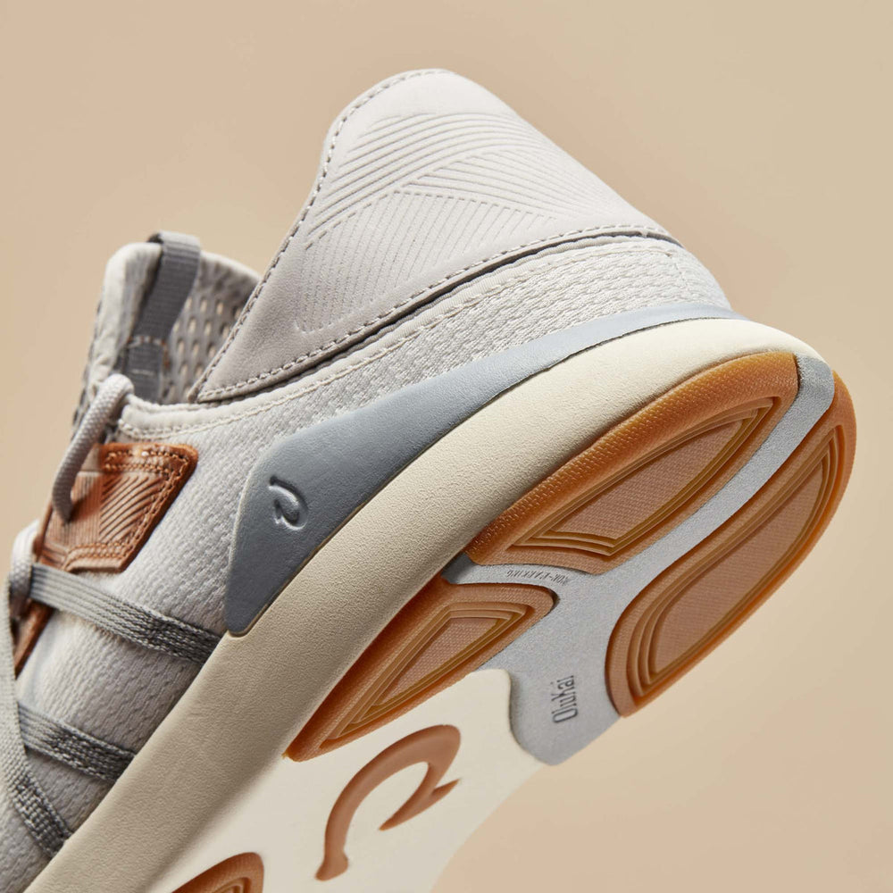 OluKai Men | Mio Lī Men's Athletic Shoes - Mist Grey / Poi