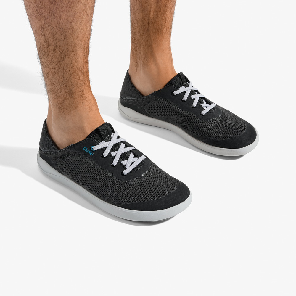 OluKai Men | Moku Pae Men's Boat Shoes - Black / Blue Coral