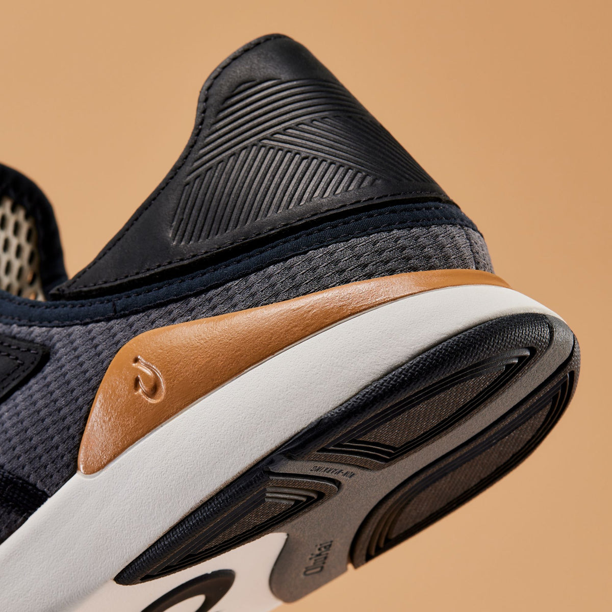 OluKai Men | Mio Lī Men's Athletic Shoes - Rock / Natural