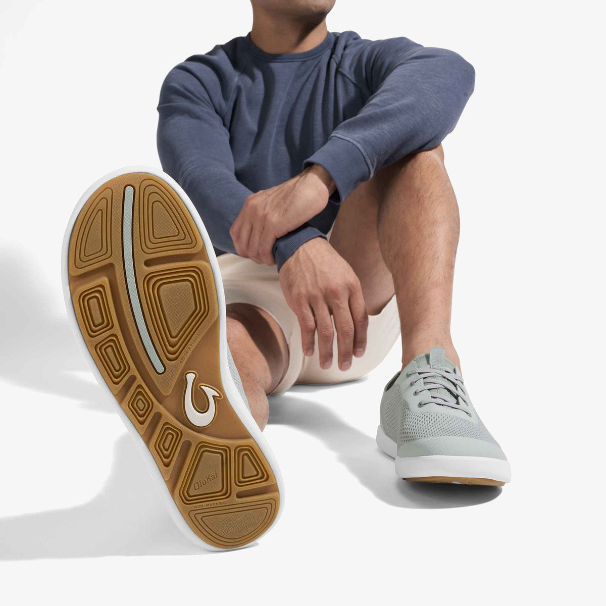 OluKai Men | Moku Pae - Cloud Grey / Ash