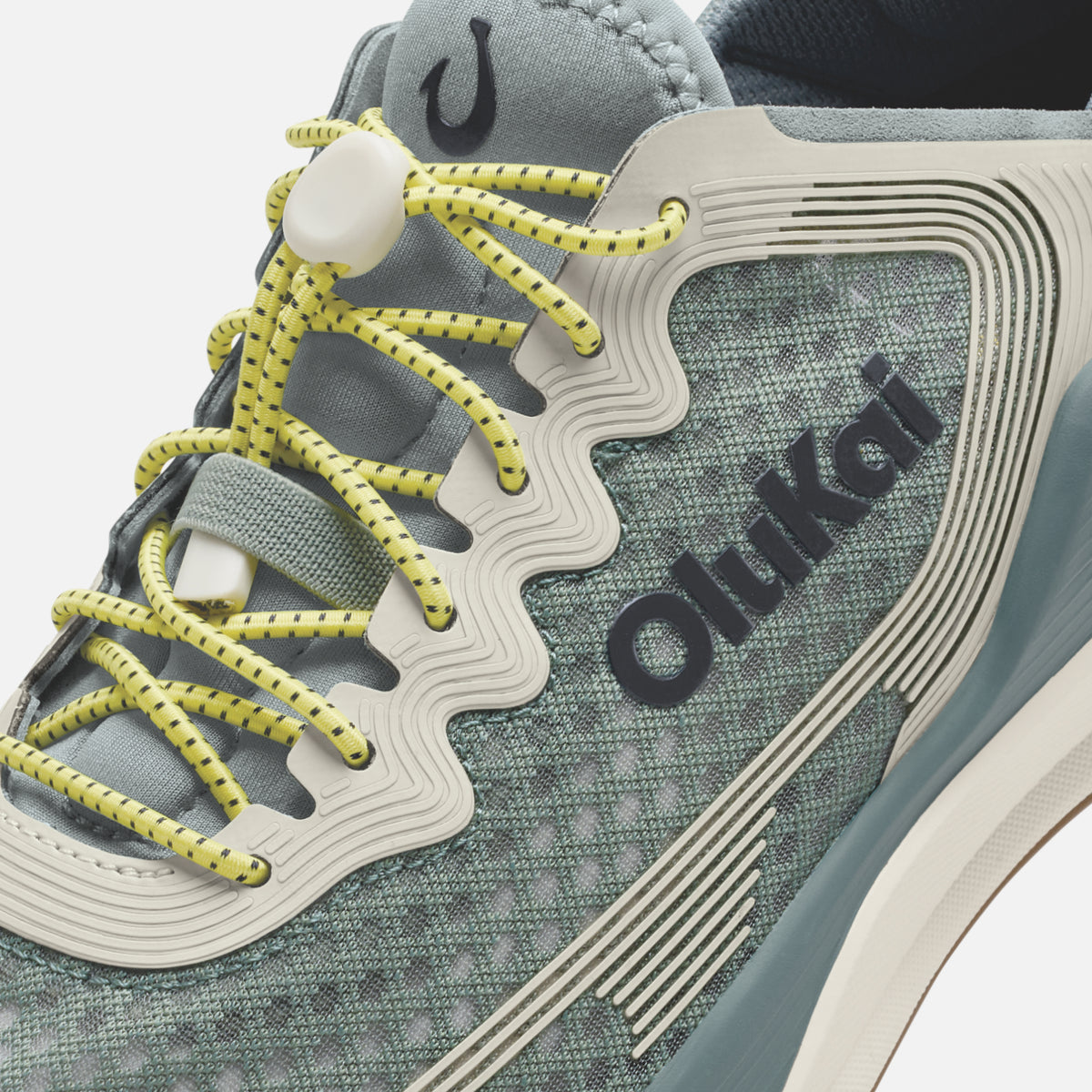 OluKai Men | 'Ahi - Seagreen / White Sand