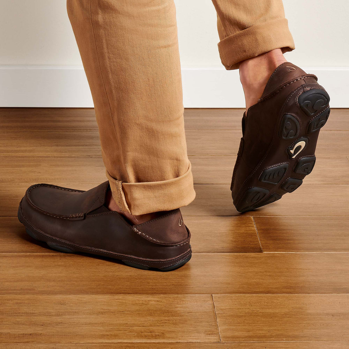 OluKai Men | Moloā Men's Leather Slip On Shoes - Dark Wood / Dark Java