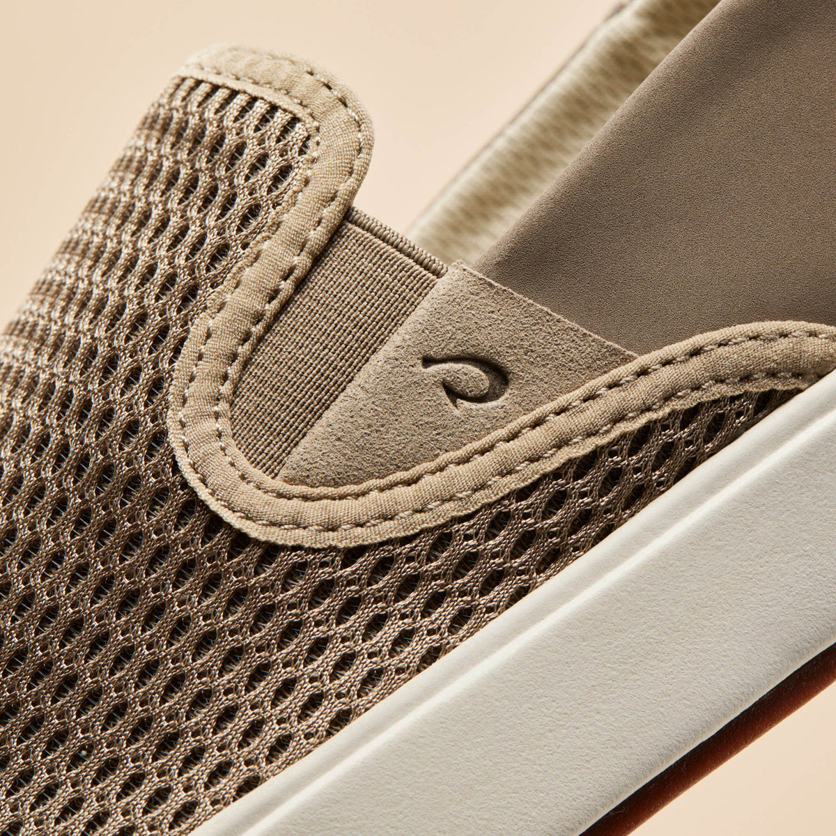 OluKai Men | Lae‘ahi Men's Slip-On Sneakers - Clay