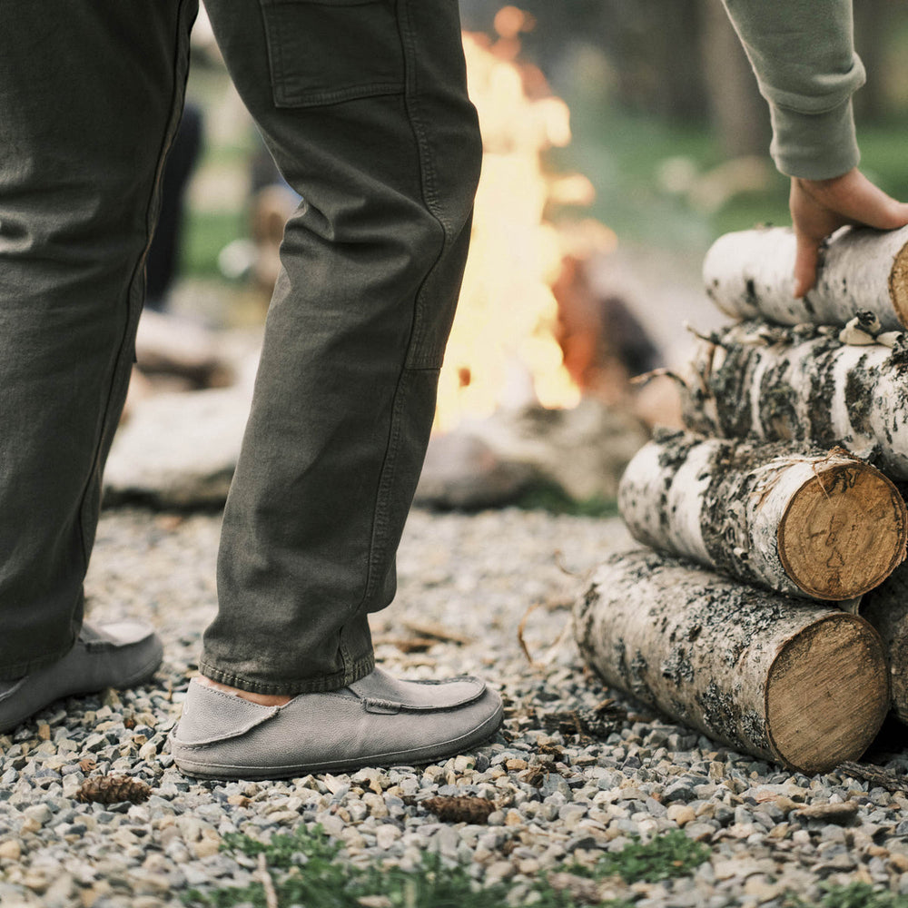 OluKai Men | Moloā Men's Leather Slippers - Kona Coffee