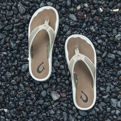 OluKai Men | Ulele Men's Water-Ready Beach Sandals - Clay / Mustang