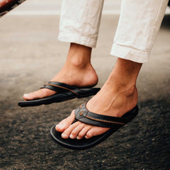 OluKai Men | Mea Ola Men's Leather Beach Sandals - Dark Java