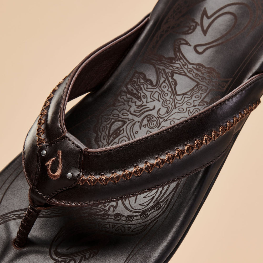 OluKai Men | Mea Ola Men's Leather Beach Sandals - Dark Java