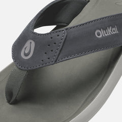 OluKai Men | Pili - Rock / Ash