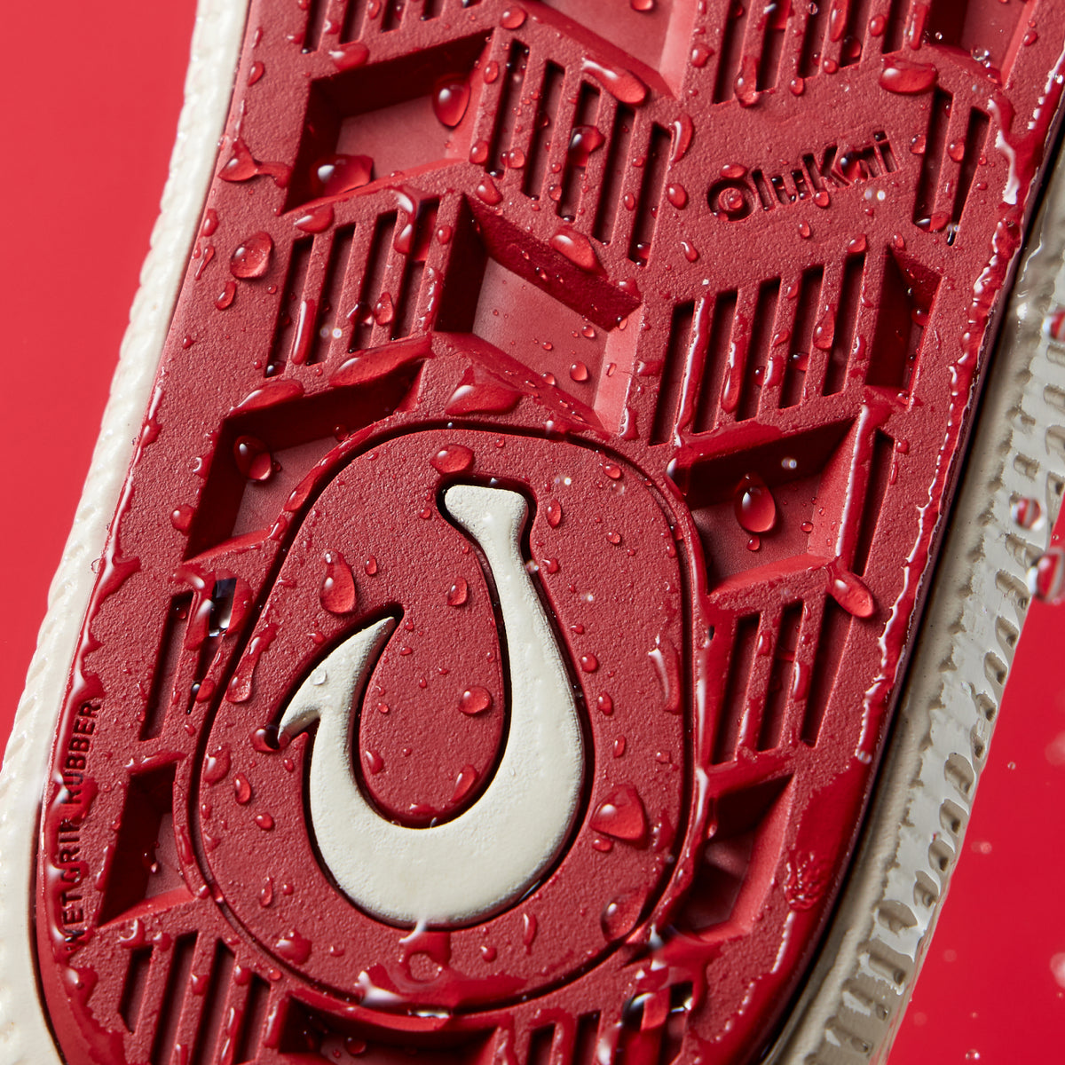 OluKai Men|New Arrivals | Ulele - Off White / Deep Red