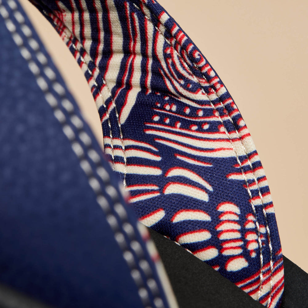 OluKai Men | ‘Ohana Men's Beach Sandals - Navy / Onyx