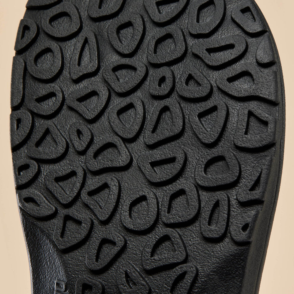 OluKai Men | ‘Ohana Men's Beach Sandals - Navy / Onyx