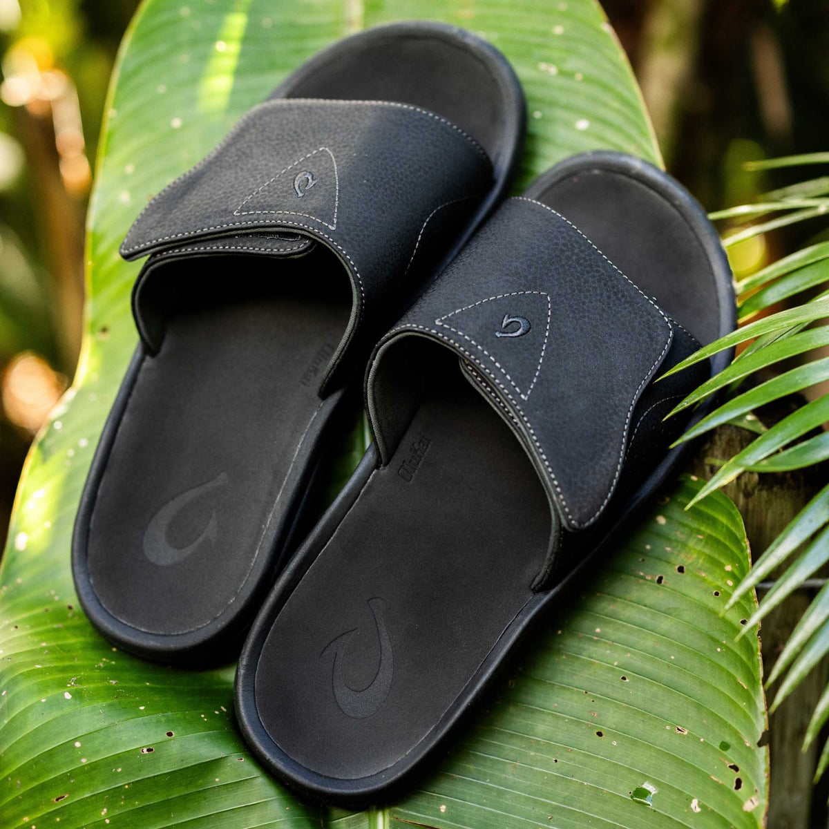 OluKai Men | Nalu Slide Men's Beach Slide Sandals - Black