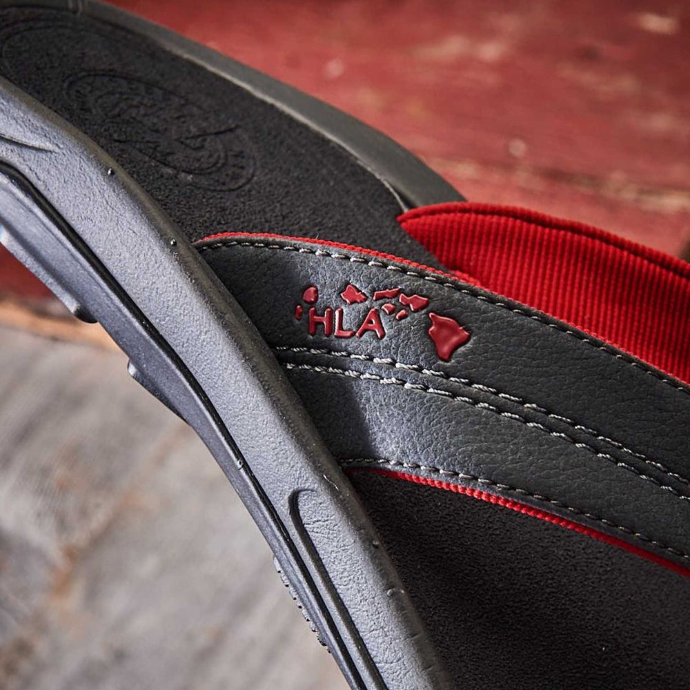 OluKai Men | Kīpī Men’s Comfortable Beach Sandals - Dark Shadow