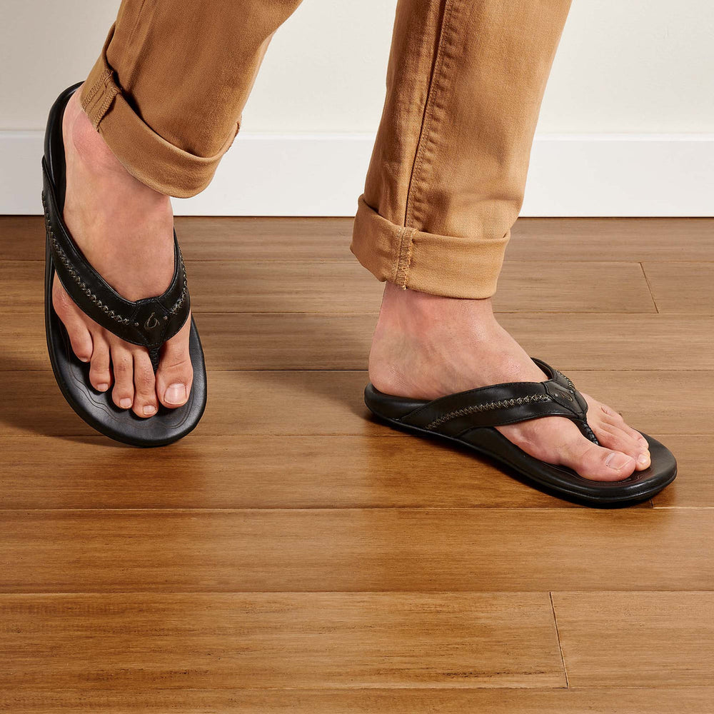 OluKai Men | OluKai Mea Ola - Black | Men's Leather Beach Sandals