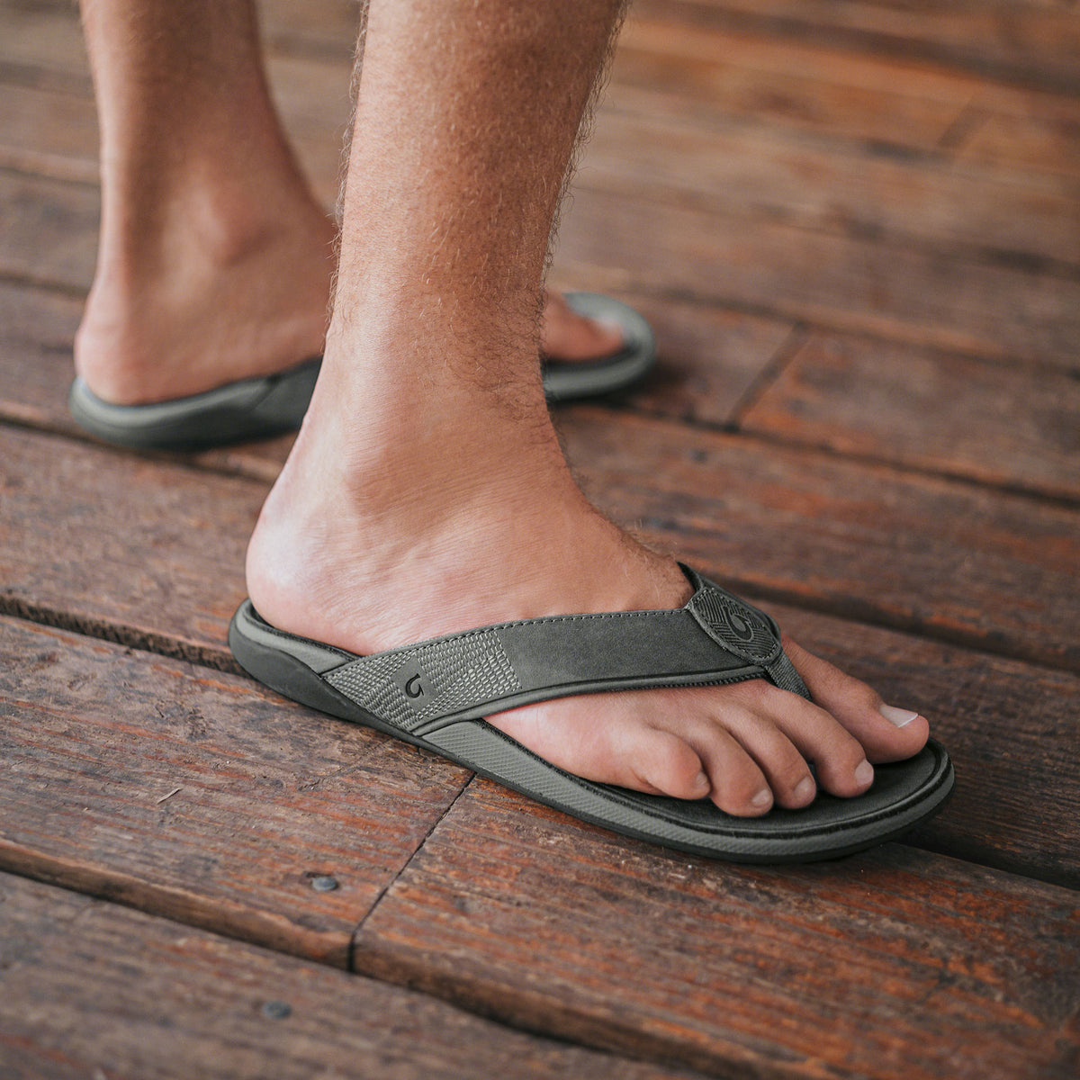 OluKai Men | Tuahine Men's Waterproof Leather Beach Sandals - Lagoon