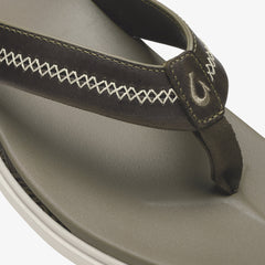 OluKai Men | Shoreline - Mustang / Clay