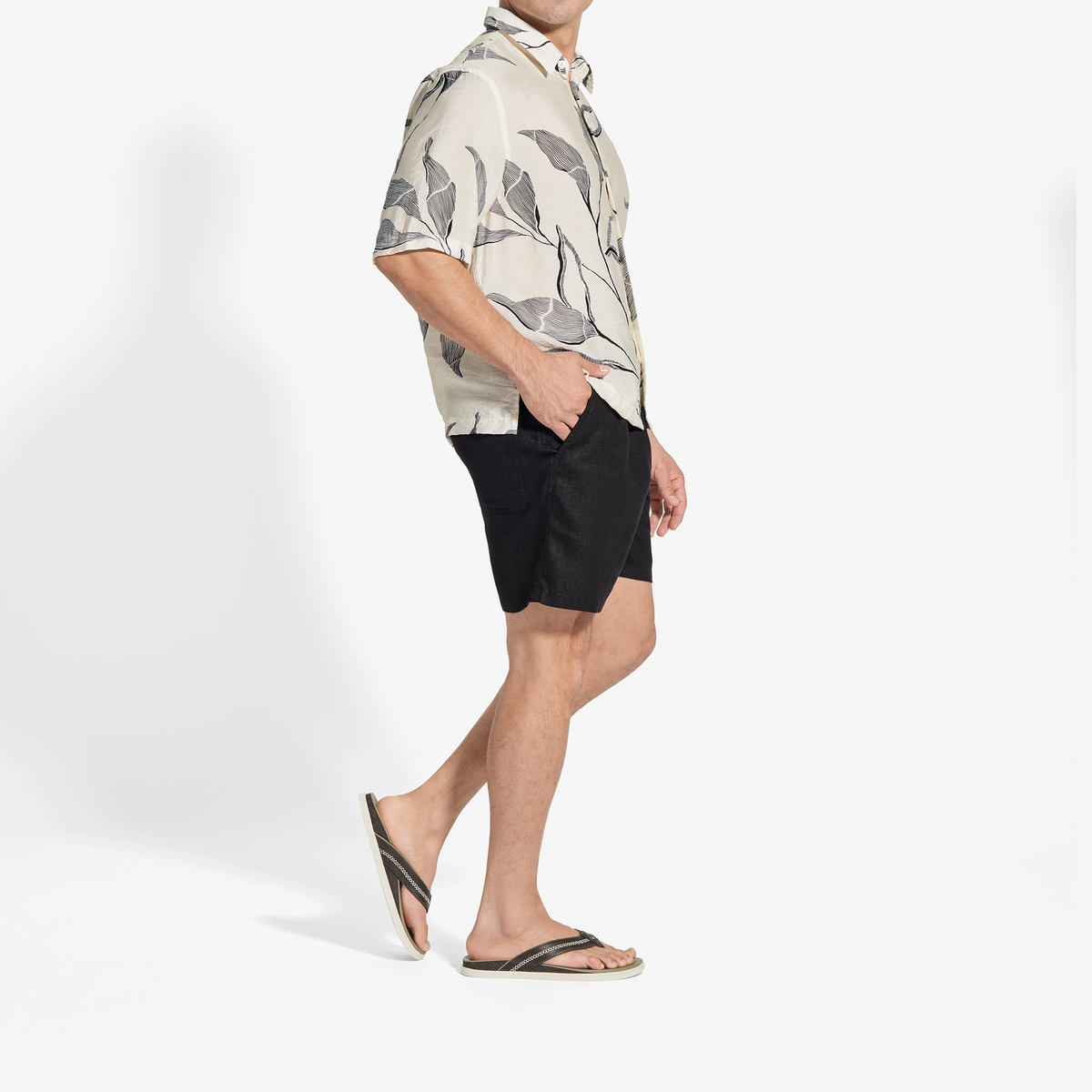 OluKai Men | Shoreline - Mustang / Clay