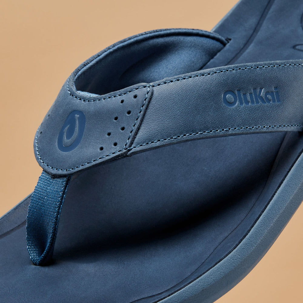 OluKai Men | Pili Men’s Waterproof Leather Sandals - Blue Fog / Coastal Blue
