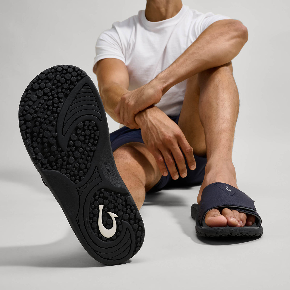OluKai Men | OluKai Nalu Slide - Trench Blue / Charcoal | Men's Sandals