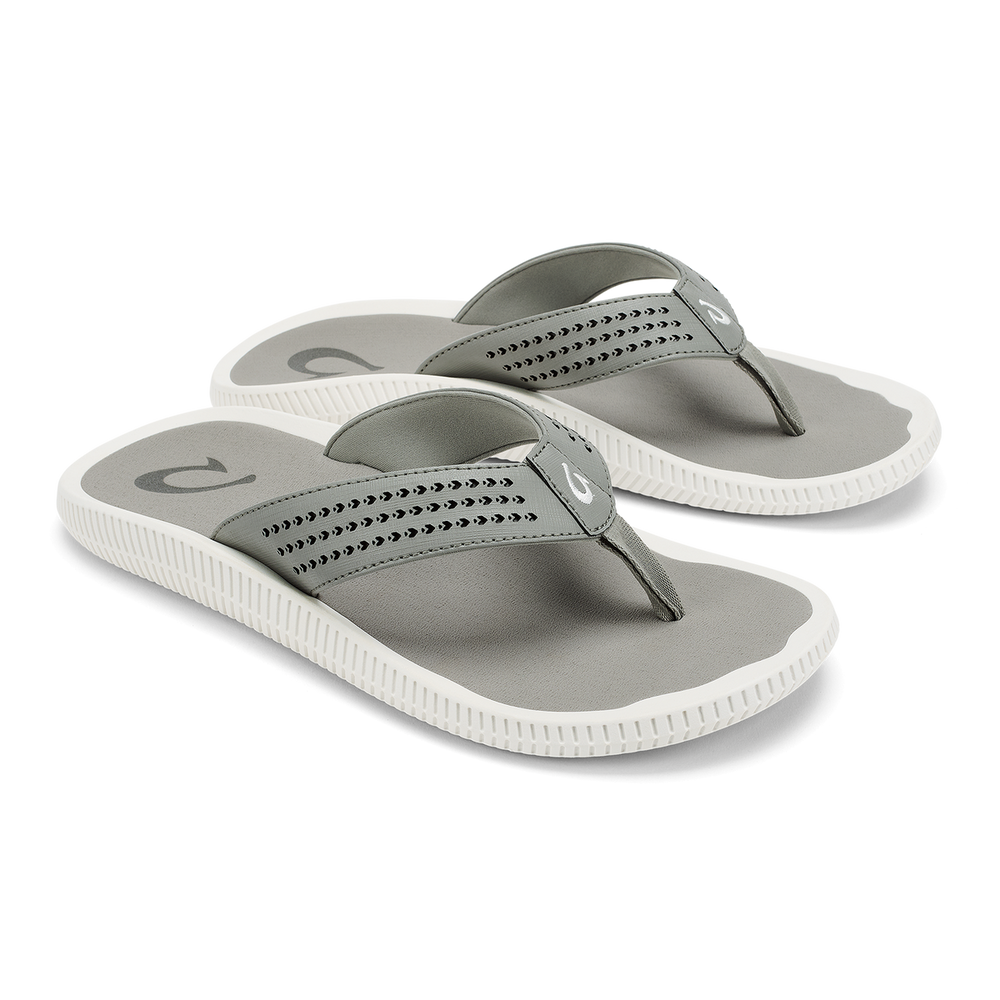 OluKai Men | Ulele Golf Men’s Golf Sandals - Ash