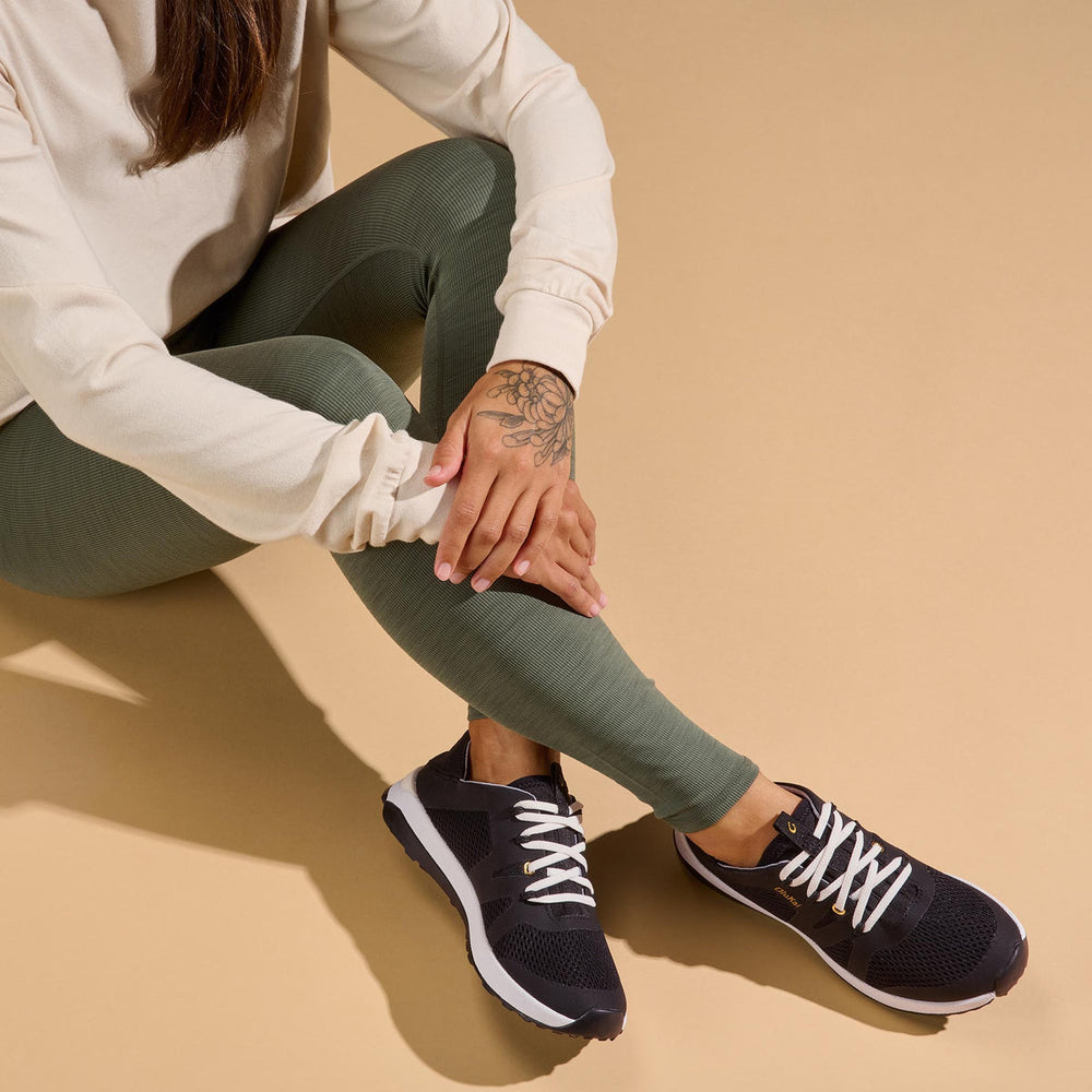 OluKai Women | Huia Women’s Athleisure Shoes - Black