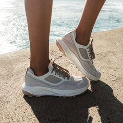 OluKai Women | Makiki - White Sand / Tapa