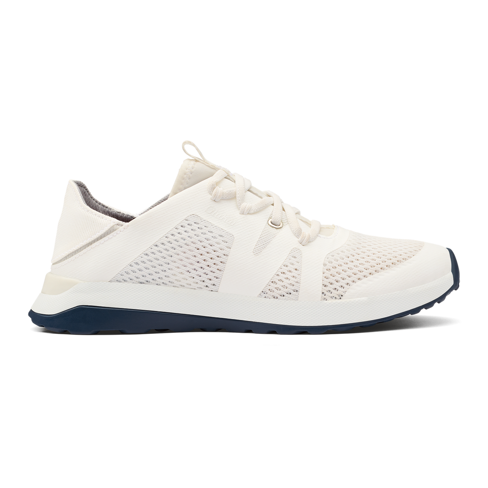 OluKai Women | Huia Women’s Athleisure Shoes - White
