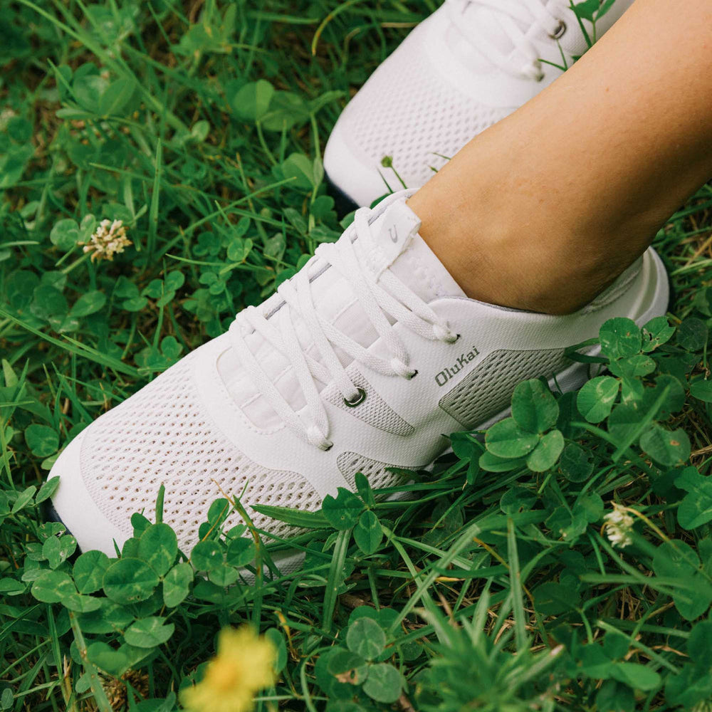 OluKai Women | Huia Women’s Athleisure Shoes - White