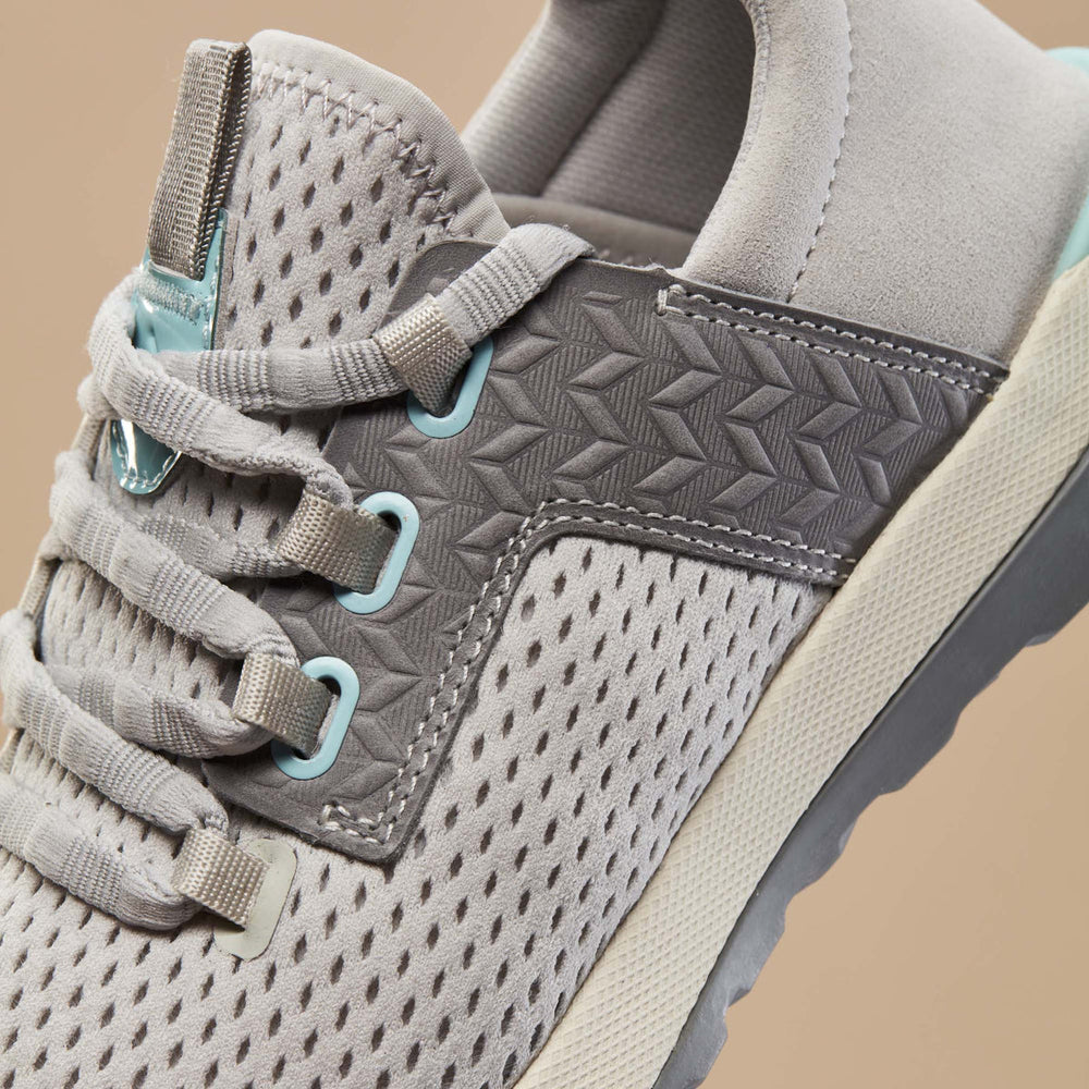 OluKai Women | Wailuku Women’s Athletic Shoes - Mist Grey