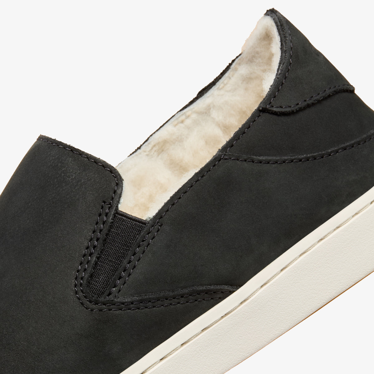 OluKai Women | Pehuea Cozy - Lava Rock