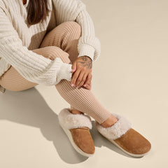 OluKai Women | Ku‘i Women‘s Slip-On Slippers - Tan / Bone
