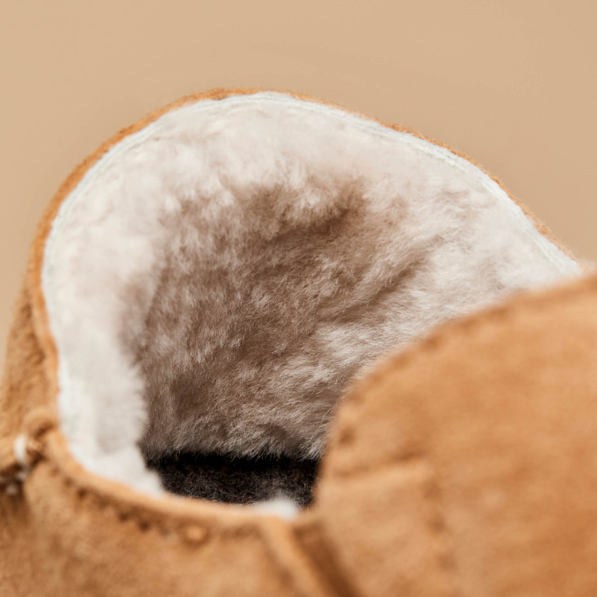 OluKai Women | Nohea Women's Leather Slippers - Tan