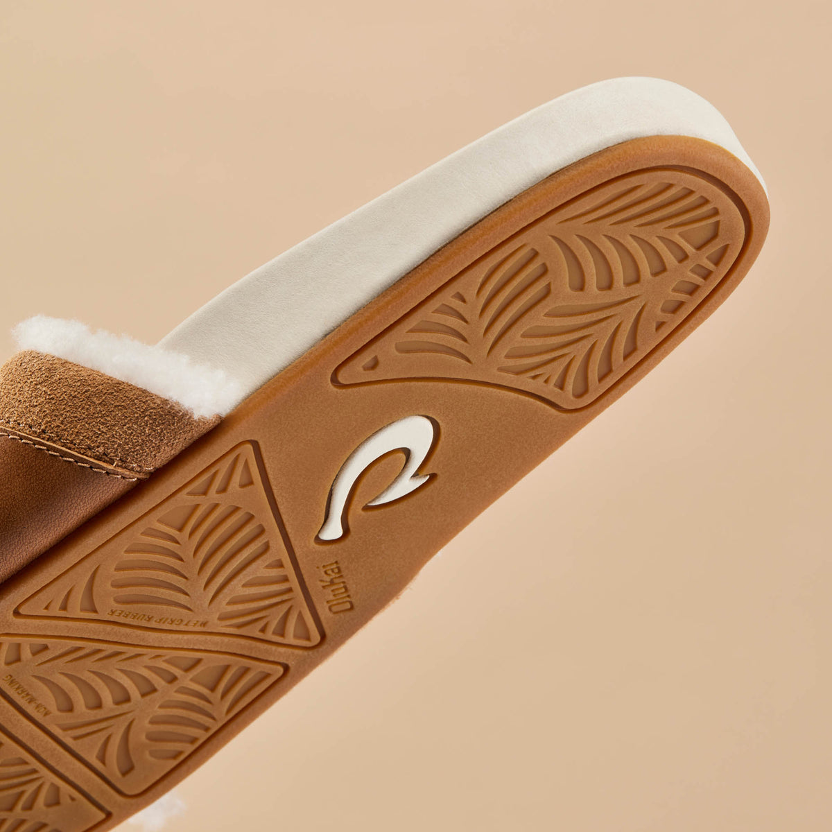 OluKai Women | Hō‘ala Slide Women’s Slide Slipper Sandals - Tan / Puka