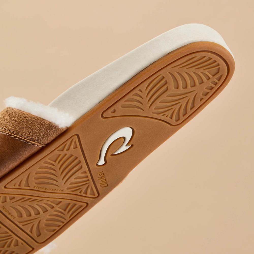 OluKai Women | Hō‘ala Slide Women’s Slide Slipper Sandals - Tan / Puka