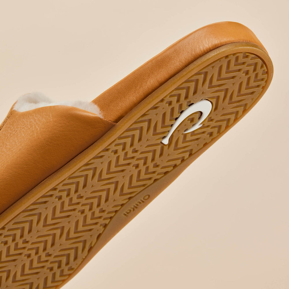 OluKai Women | Kōnea Women’s Leather Slipper Mules - Saddle