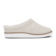 OluKai Women | Mani - Puka / Golden Sand