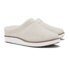 OluKai Women | Mani - Puka / Golden Sand