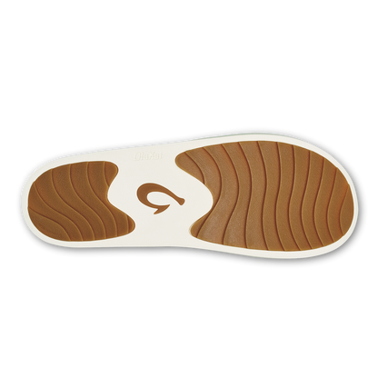 OluKai Women | Mani - Puka / Golden Sand