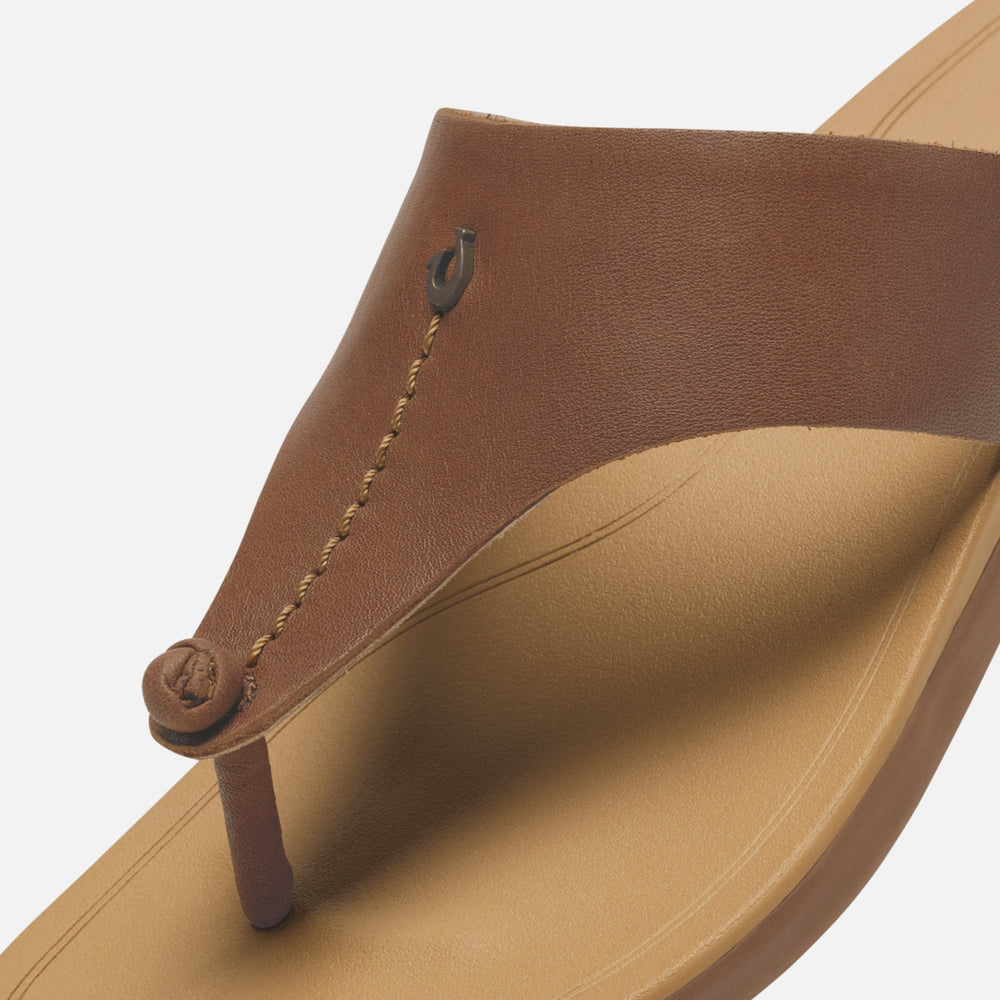 OluKai Women|New Arrivals | Hoʻopio Mele - Toffee / Warm Sand