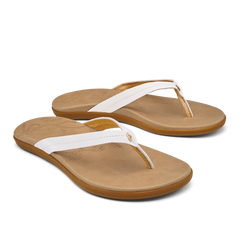 OluKai Women | Honu Women’s Leather Sandals - Bright White / Golden Sand